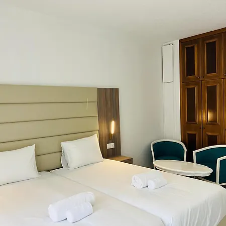 Aparthotel Marlita 3*