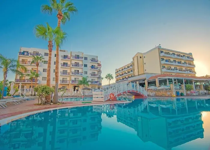 Apartmanhotel Marlita Protarász