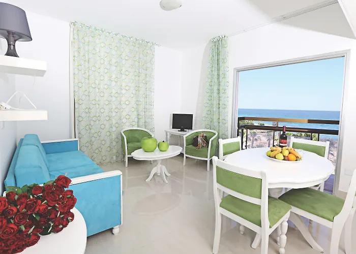 Apartmanhotel Marlita Protarász