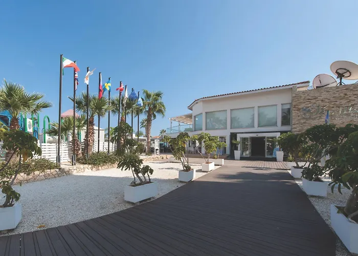 Marlita Протарас